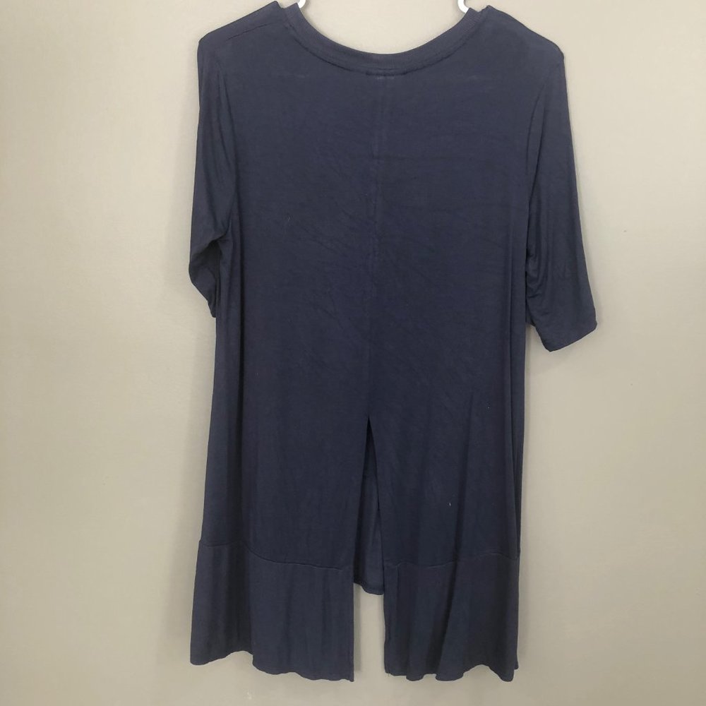 LOGO by Lori Goldstein Navy Blue Short Sleeve Tunic size medium - Picture 4 of 8